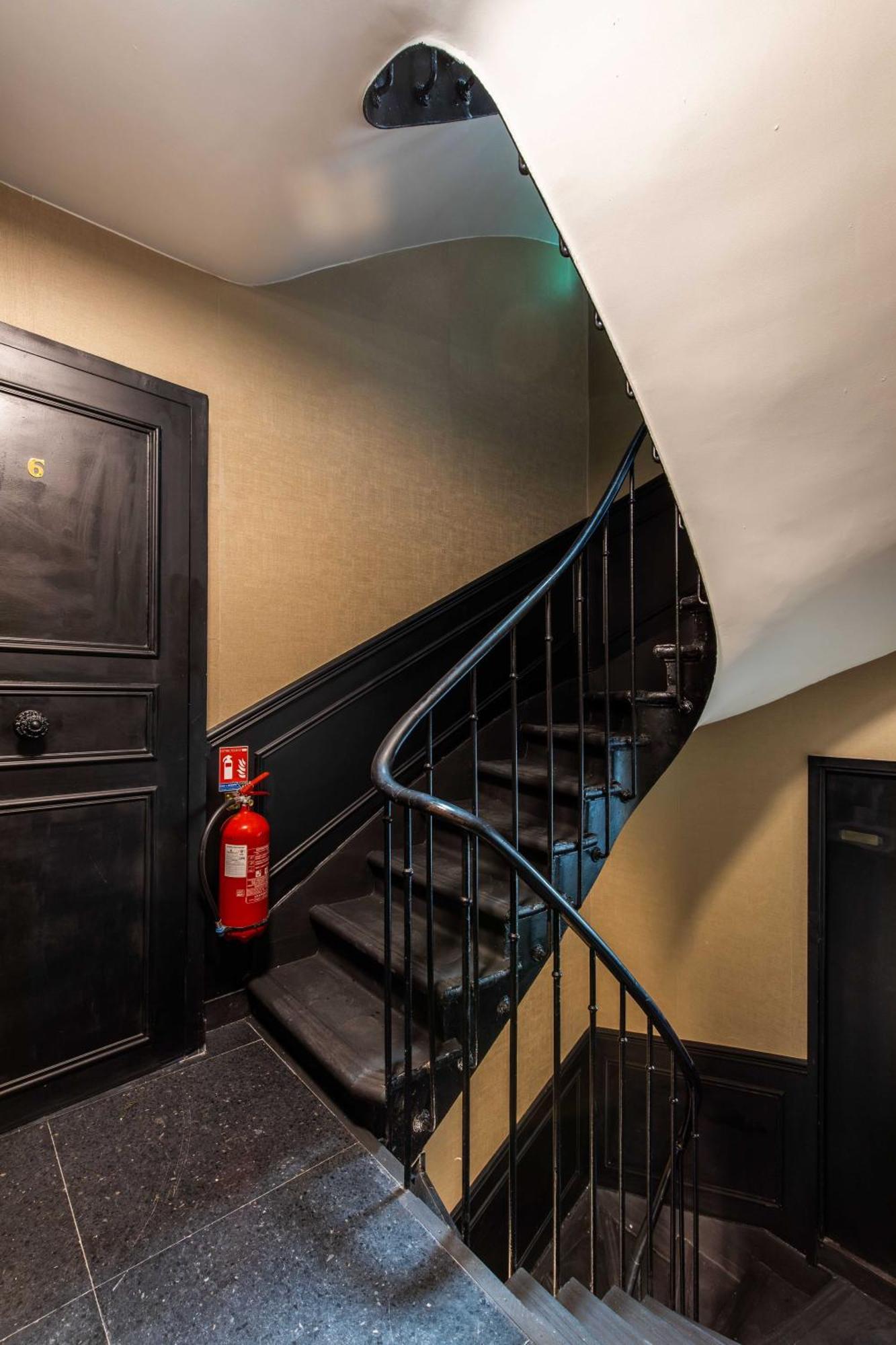 باريس Hostel Eiffel المظهر الخارجي الصورة